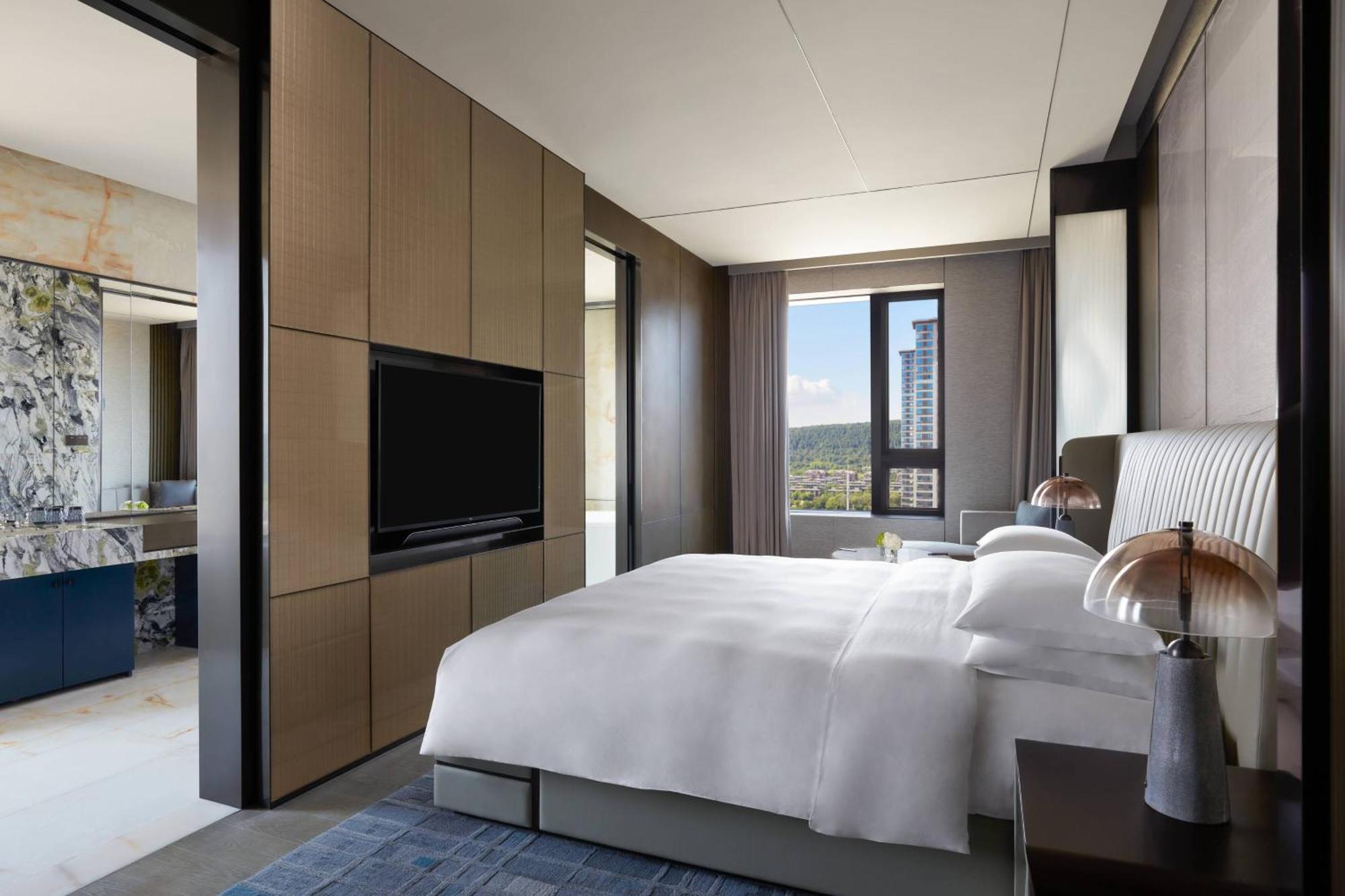 Wuhan Marriott Hotel Optics Valley Exterior foto